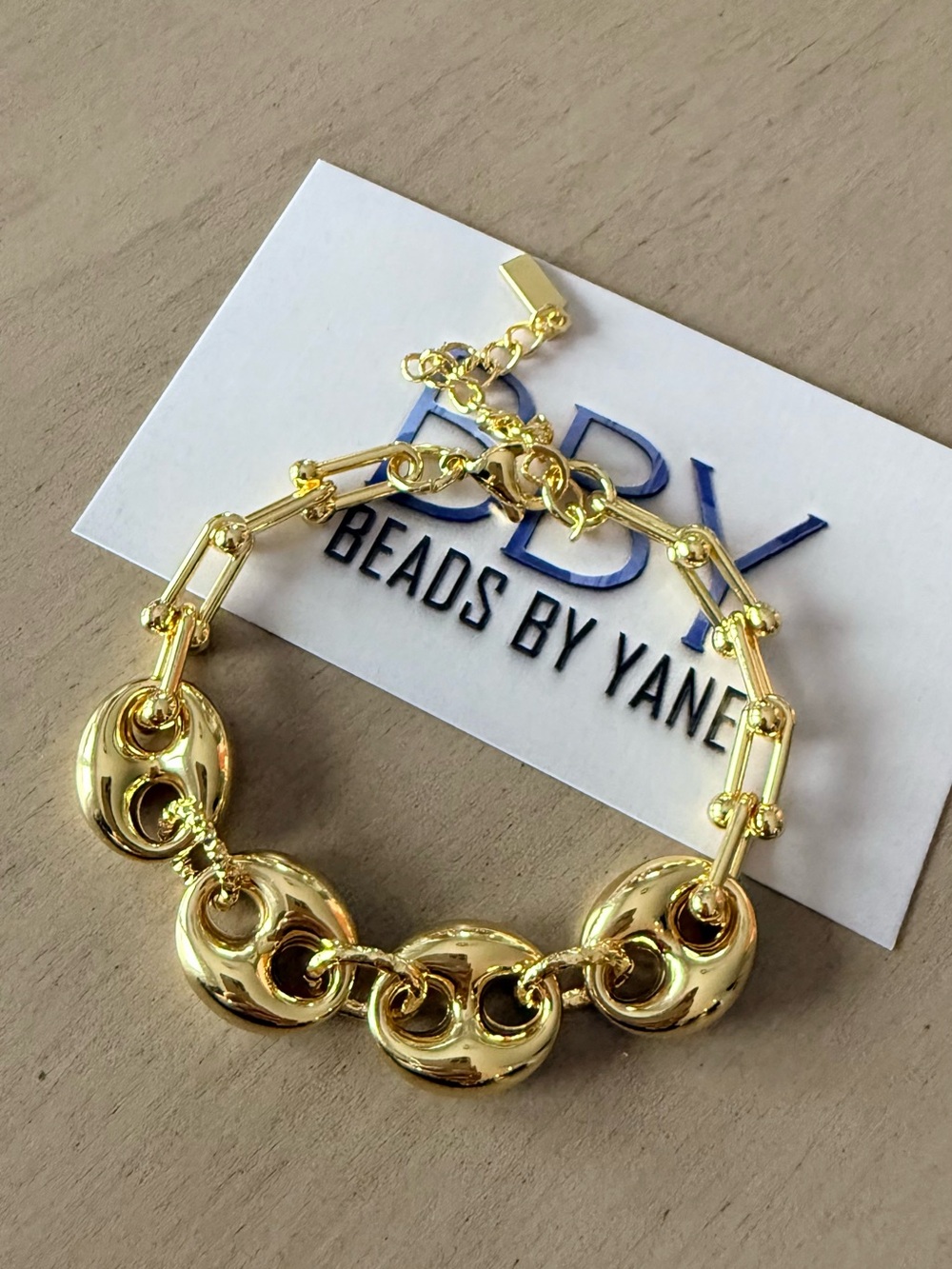 Gold Link Circle Bracelet